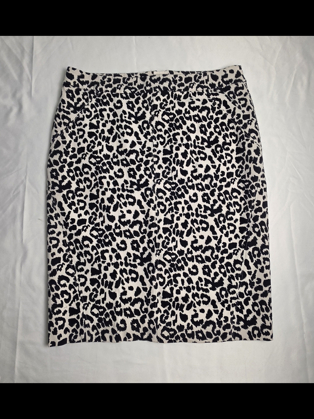Ann Taylor Leopard Print Pencil Skirt Size 6 Black White Animal Print Office